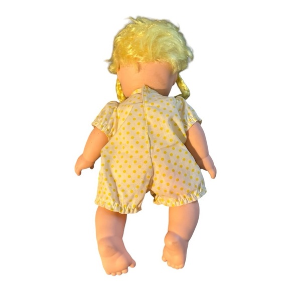 Vintage Kenner Strawberry Shortcake Dolls - Picture 4 of 6